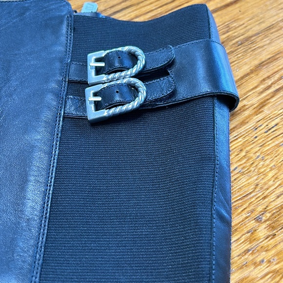 Rockport black leather tall boots. Size 9. Great condition. Adidas sole. - Picture 4 of 9